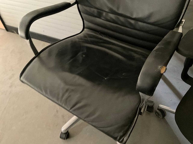 Grote partij divers kantoor/werkplaatsmeubilair - afbeelding 17 van  25