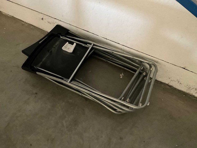 Grote partij divers kantoor/werkplaatsmeubilair - afbeelding 21 van  25