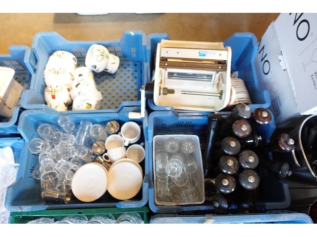 Grote partij divers keukentoebehoren - afbeelding 9 van  10