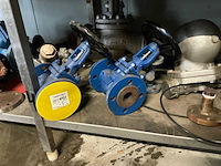 Grote partij divers machine toebehoren en diversen - afbeelding 9 van  32