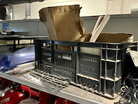 Grote partij divers machine toebehoren en diversen - afbeelding 23 van  32