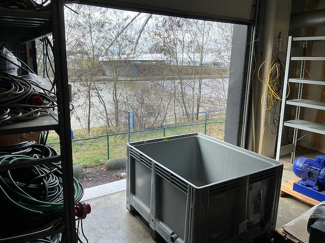 Grote partij divers machine toebehoren en diversen - afbeelding 26 van  32