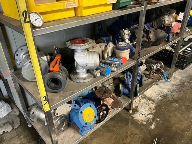 Grote partij divers machine toebehoren en diversen - afbeelding 20 van  32