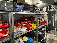 Grote partij divers machine toebehoren en diversen - afbeelding 28 van  32