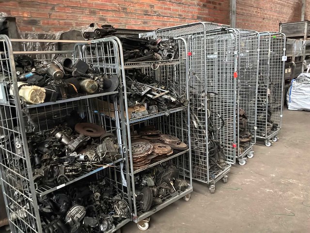 Grote partij diverse auto-onderdelen - afbeelding 11 van  19