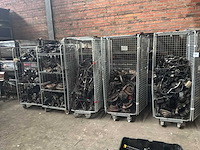 Grote partij diverse auto-onderdelen - afbeelding 1 van  19