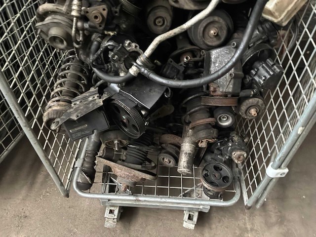 Grote partij diverse auto-onderdelen - afbeelding 15 van  19