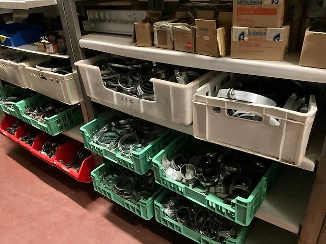 Grote partij diverse bevestigingsmaterialen - afbeelding 4 van  6