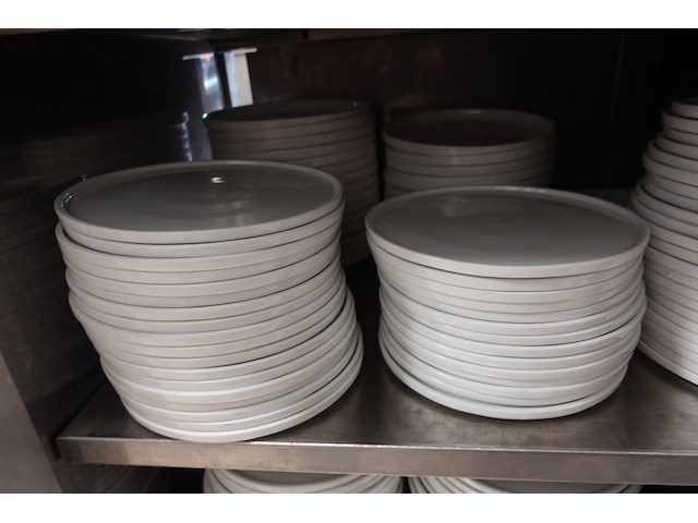 Grote partij diverse borden - afbeelding 4 van  5