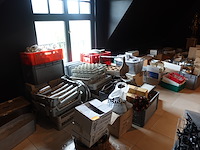 Grote partij diverse borden - afbeelding 1 van  23