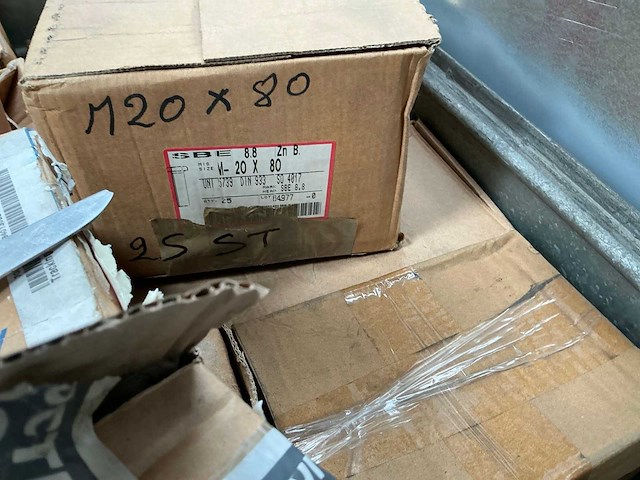 Grote partij diverse bouten - afbeelding 3 van  10