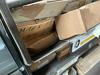 Grote partij diverse bouten - afbeelding 5 van  10