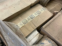 Grote partij diverse bouw- en bevestigingsmaterialen - afbeelding 15 van  29