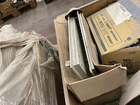 Grote partij diverse bouw- en bevestigingsmaterialen - afbeelding 18 van  29
