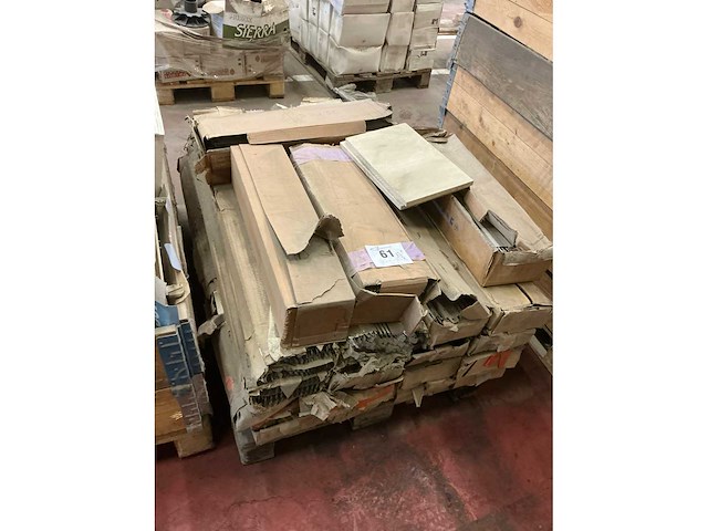 Grote partij diverse bouw- en bevestigingsmaterialen - afbeelding 21 van  29