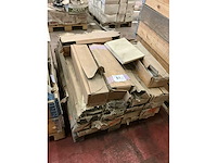 Grote partij diverse bouw- en bevestigingsmaterialen - afbeelding 21 van  29