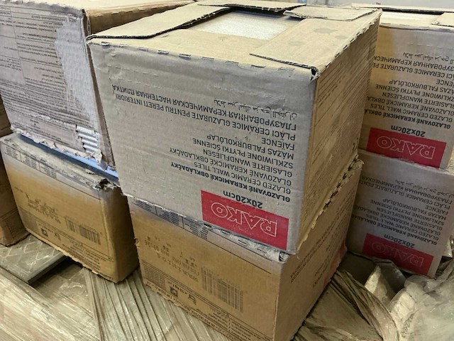 Grote partij diverse bouw- en bevestigingsmaterialen - afbeelding 25 van  29