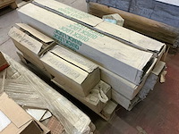 Grote partij diverse bouw- en bevestigingsmaterialen - afbeelding 26 van  29