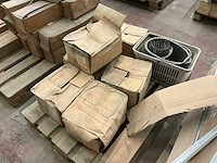 Grote partij diverse bouw- en bevestigingsmaterialen - afbeelding 5 van  8