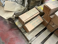 Grote partij diverse bouw- en bevestigingsmaterialen - afbeelding 20 van  37