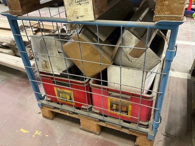 Grote partij diverse bouw- en bevestigingsmaterialen - afbeelding 11 van  19