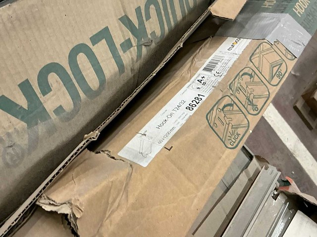 Grote partij diverse bouw- en bevestigingsmaterialen - afbeelding 19 van  19