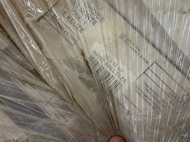 Grote partij diverse bouw- en bevestigingsmaterialen - afbeelding 8 van  24