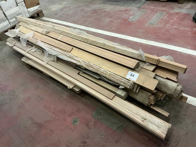 Grote partij diverse bouw- en bevestigingsmaterialen - afbeelding 12 van  24