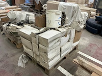 Grote partij diverse bouw- en bevestigingsmaterialen - afbeelding 21 van  24