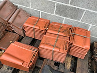 Grote partij diverse dakpannen - afbeelding 7 van  24