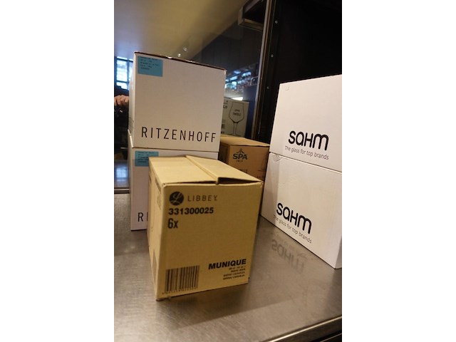 Grote partij diverse glazen - afbeelding 2 van  11