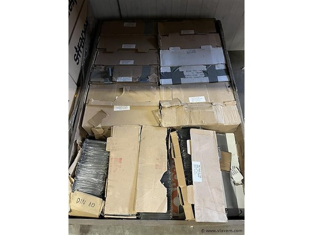 Grote partij diverse lasglazen zonder pallet - afbeelding 1 van  3