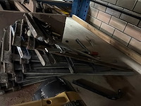 Grote partij diverse lijmklemmen - afbeelding 2 van  3