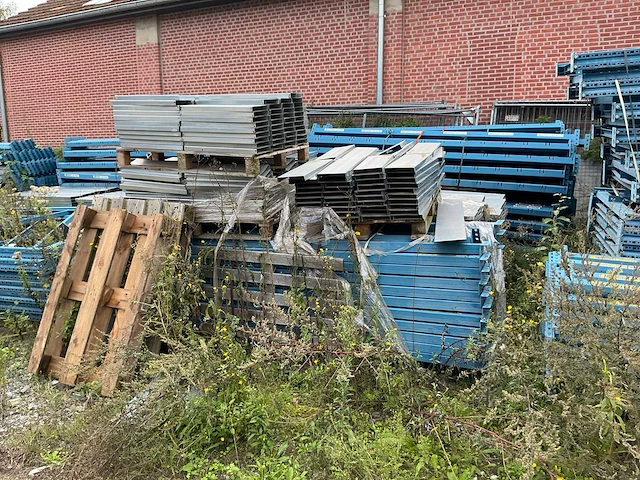 Grote partij diverse magazijnstelling - afbeelding 3 van  30