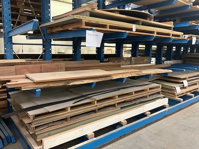 Grote partij diverse massief en plaatmateriaal - afbeelding 7 van  13