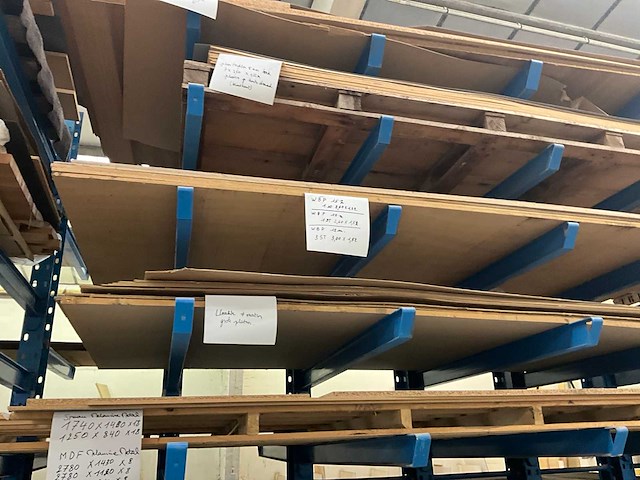 Grote partij diverse massief en plaatmateriaal - afbeelding 9 van  13