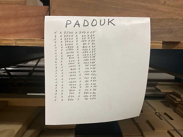 Grote partij diverse massief hout - afbeelding 6 van  15