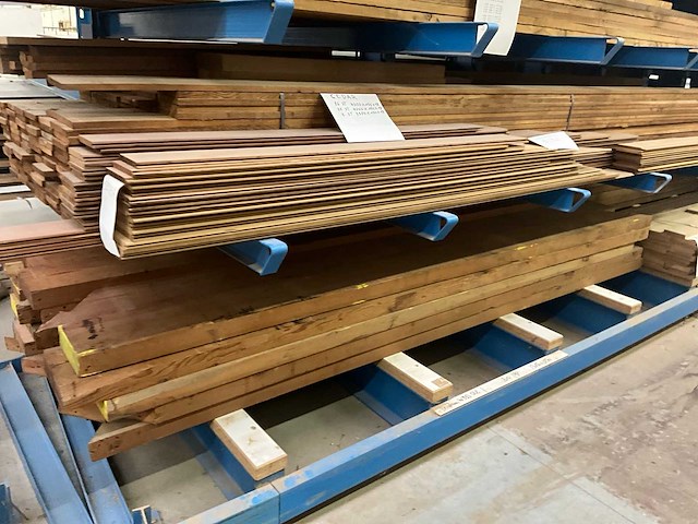 Grote partij diverse massief hout - afbeelding 8 van  15