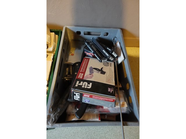 Grote partij diverse messen en toebehoren - afbeelding 10 van  14