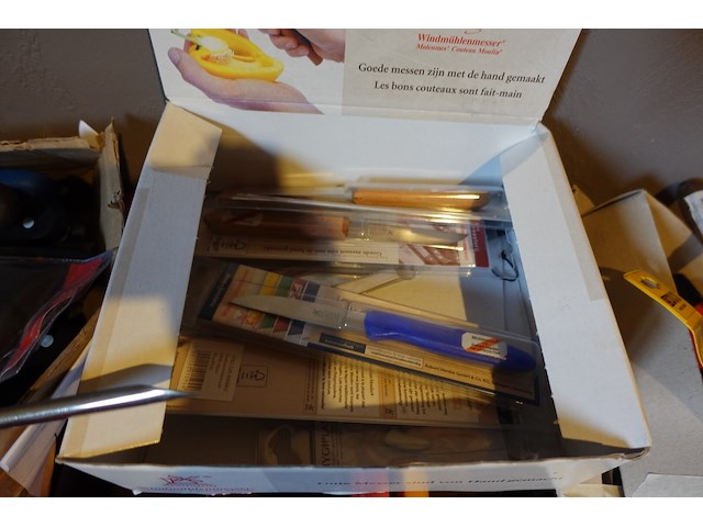 Grote partij diverse messen en toebehoren - afbeelding 12 van  14