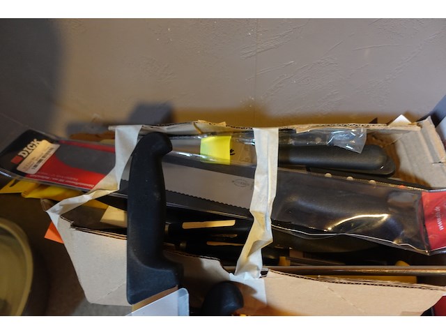 Grote partij diverse messen en toebehoren - afbeelding 13 van  14