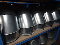 Grote partij diverse metalen koppelstukken - afbeelding 4 van  17