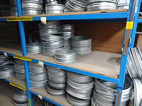 Grote partij diverse metalen koppelstukken - afbeelding 10 van  17