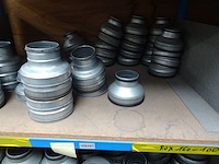 Grote partij diverse metalen koppelstukken - afbeelding 17 van  17