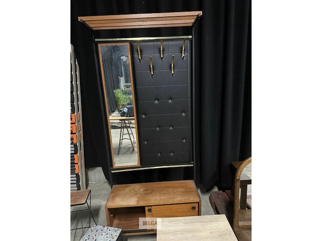 Grote partij diverse meubelen - afbeelding 2 van  11