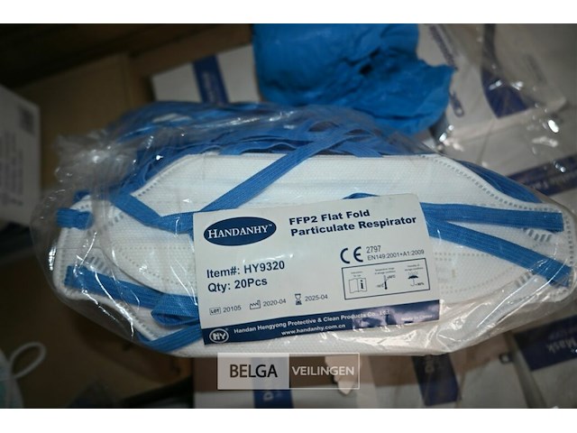Grote partij diverse mondmaskers - afbeelding 7 van  8