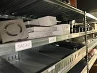 Grote partij diverse onderdelen en accessoires voor ventilatiesysteem - afbeelding 11 van  12
