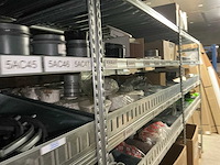 Grote partij diverse onderdelen en accessoires voor ventilatiesysteem - afbeelding 12 van  12
