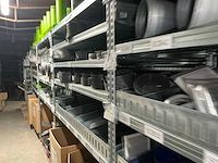 Grote partij diverse onderdelen en accessoires voor ventilatiesysteem - afbeelding 11 van  24