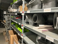 Grote partij diverse onderdelen en accessoires voor ventilatiesysteem - afbeelding 16 van  24